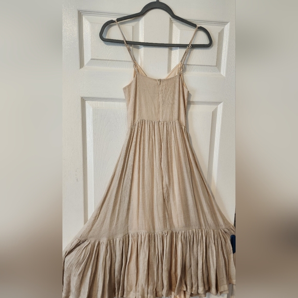 Elegant Beige Maxi Dress Pit 16 Lined No Pockets - Picture 3 of 3